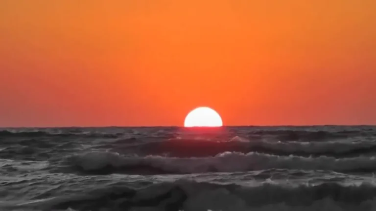 Explore Sunrise and Sunset